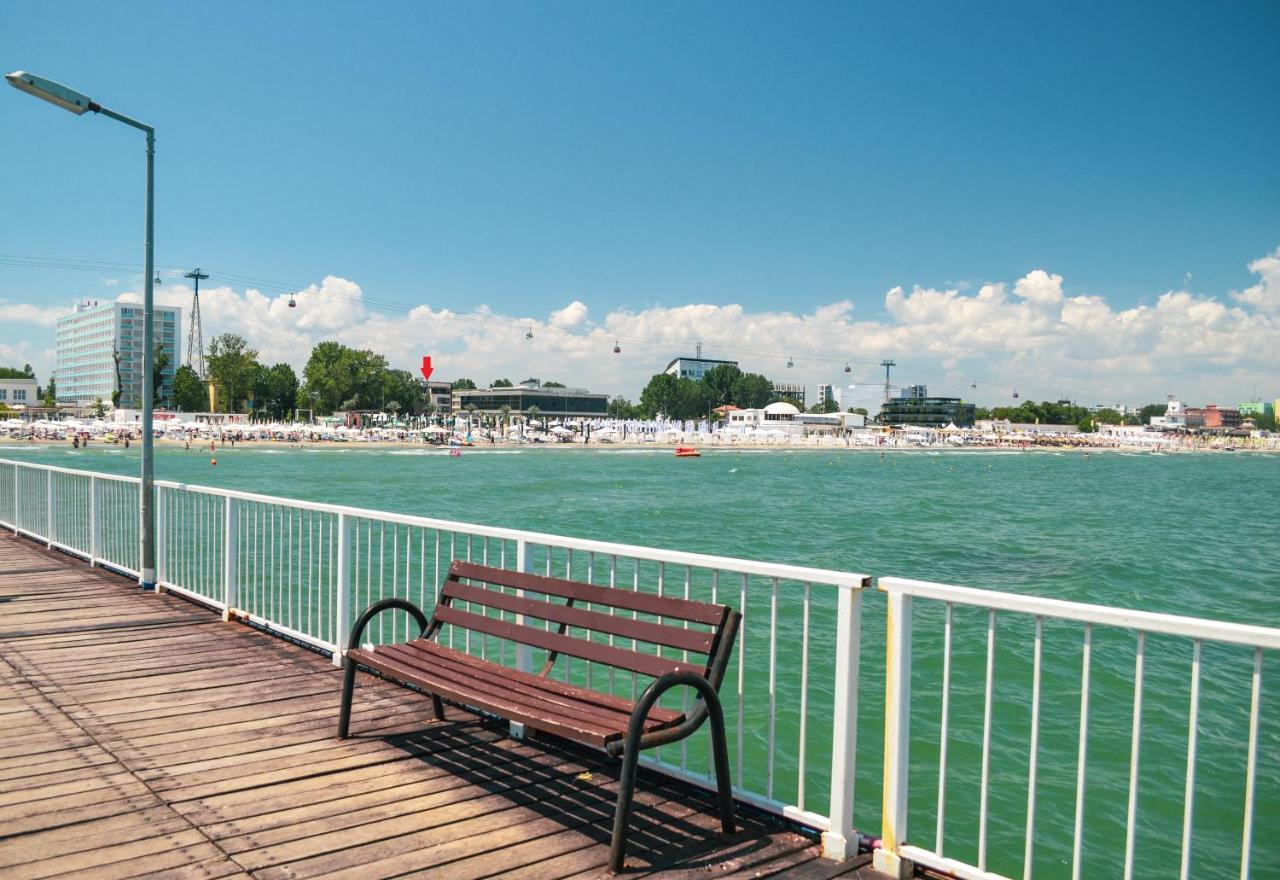 Residencia Del Mar Mamaia Lägenhet Exteriör bild